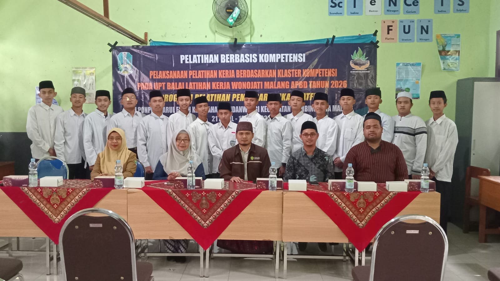 BLK WONOJATI MALANG BUKA PELATIHAN MTU PEMBESARAN IKAN CATFISH DI PONPES DARUL FALAH PANDANWANGI